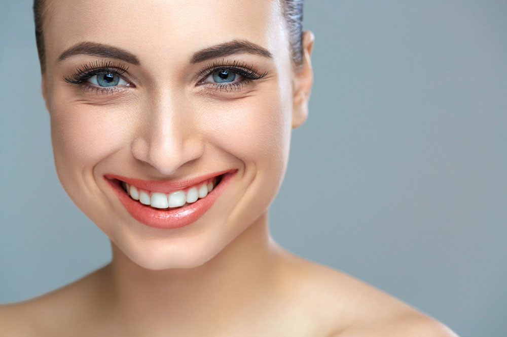 9 ways to naturally whiten teeth at home