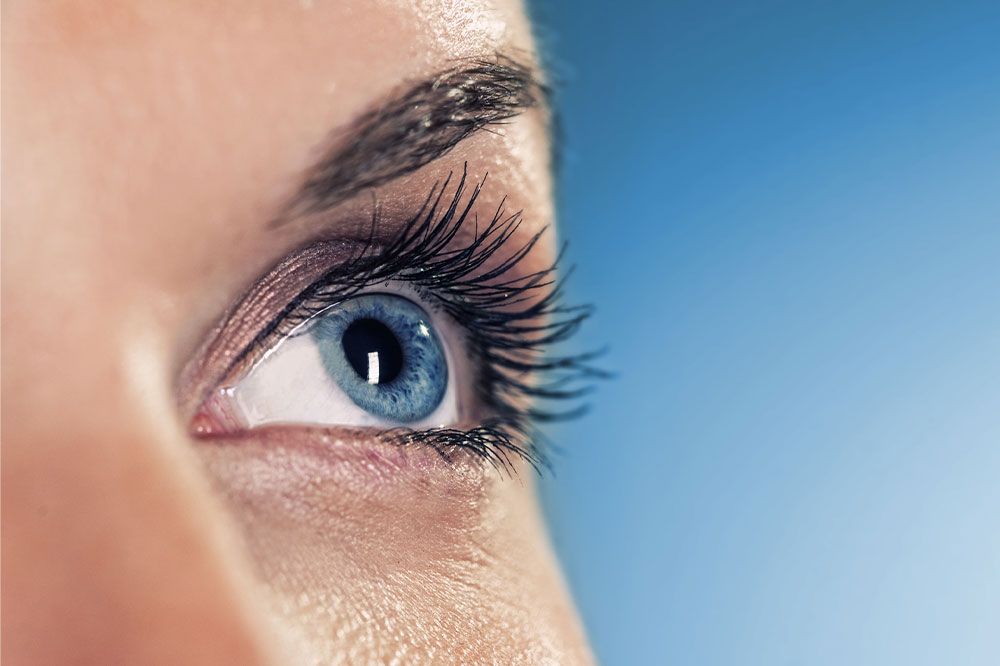 6 Vitamins That Help Maintain Eye Health