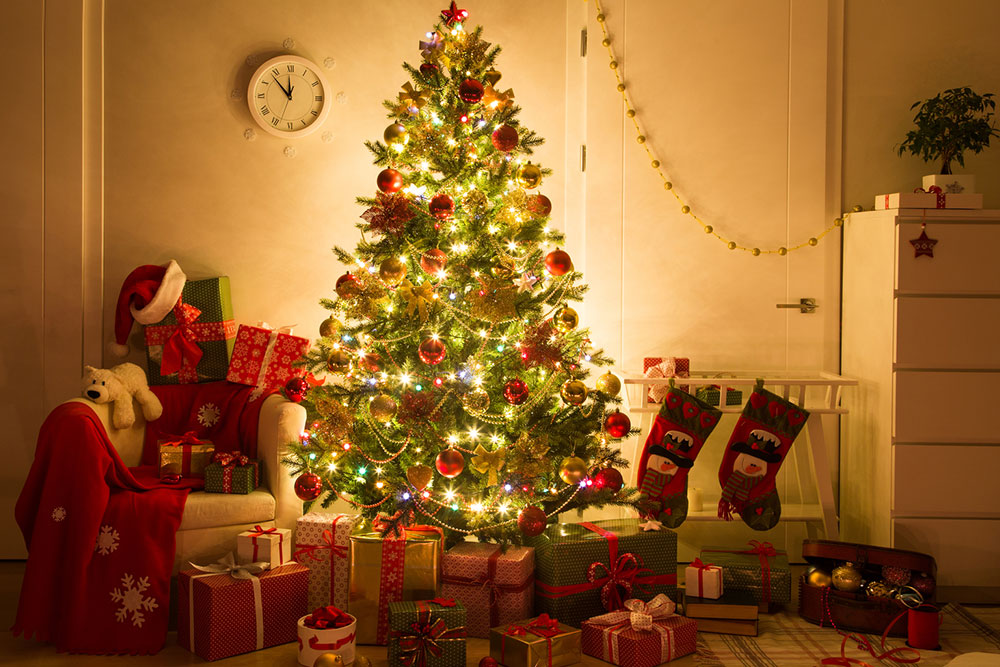 5 mistakes that can cause the Christmas tree to go up in flames