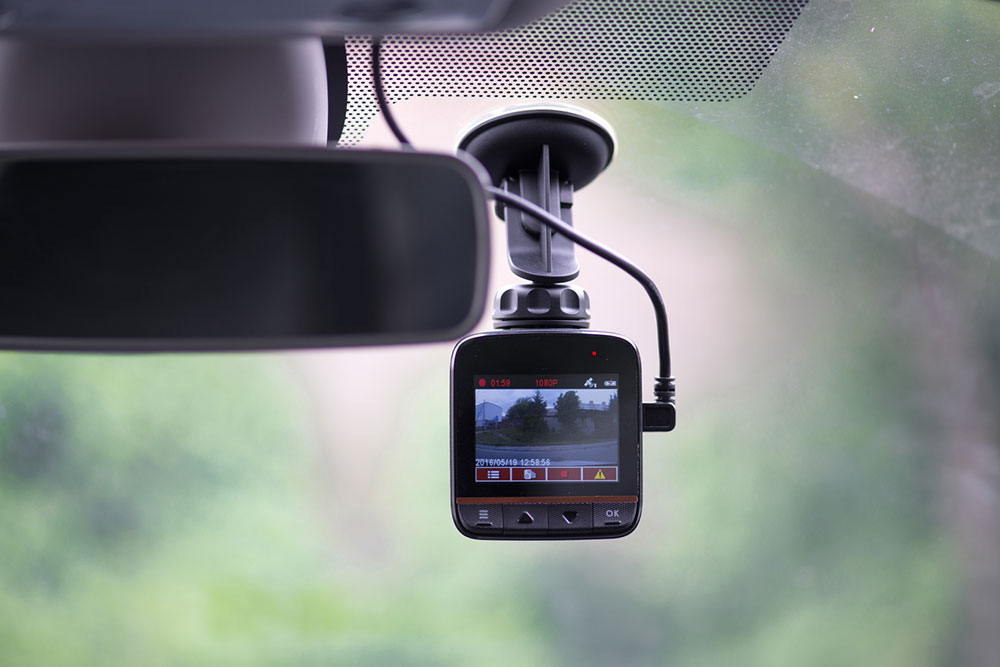 7 things to know before buying a dash camera