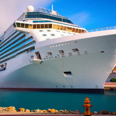 8 things one must avoid doing on a cruise